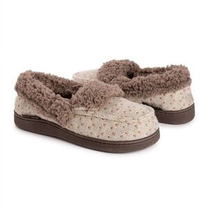 Muk Luks Women's Slippers in Cream and Brown